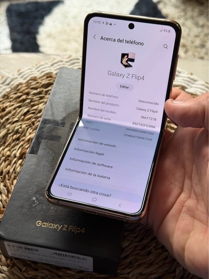 Vendo Samsung Z flip 4 libre 128gb 8ram , IMPECABLE SIN USO , COMPLETO, NO PERMUTO