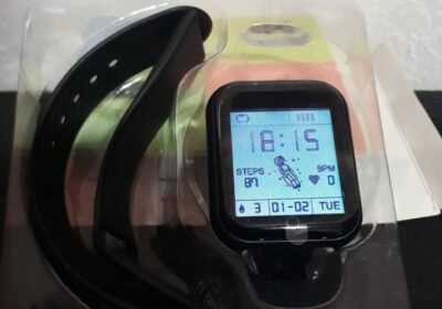 RELOJ INTELIGENTE SNARTWATCH COLOR NEGRO D20
