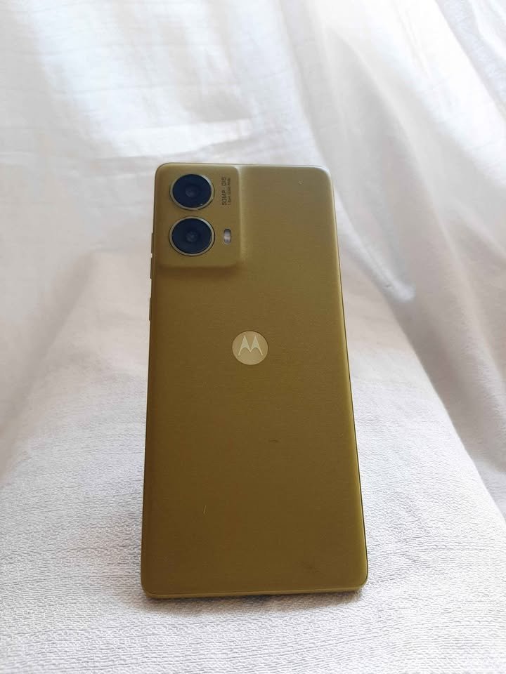 Motorola Moto G85 5G 12GB RAM 256GB Impecable Con Caja