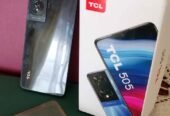 Vendo celular TCL 505