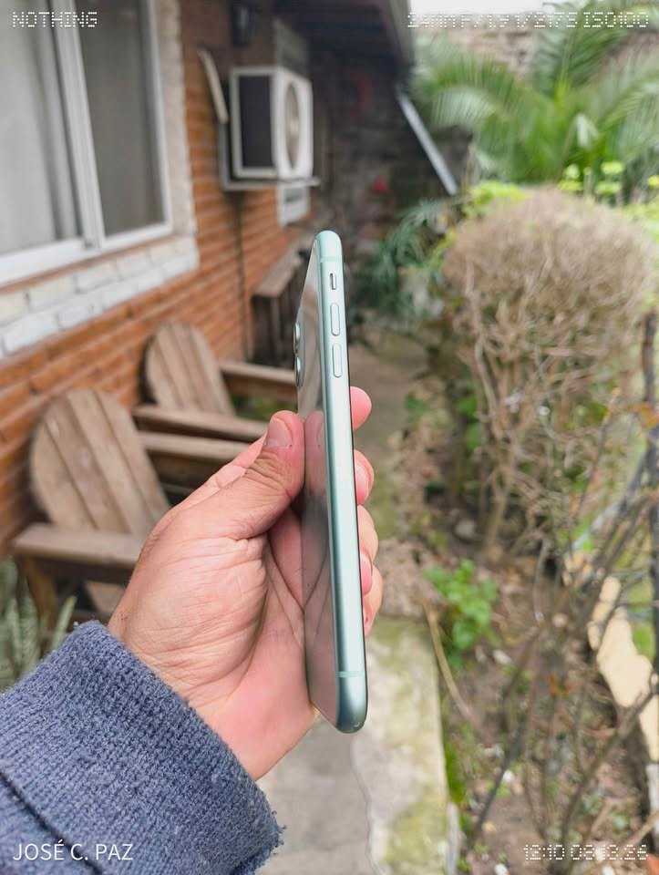 iPhone 11