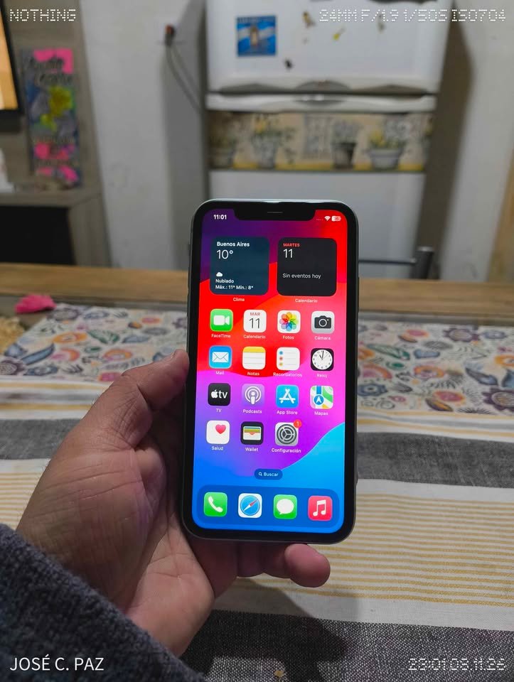 iPhone 11