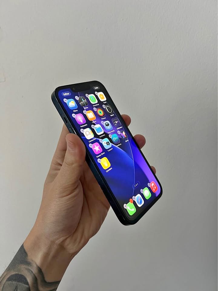 Iphone 13 (100% y 128Gb) (450mil) Recibo iphone menor