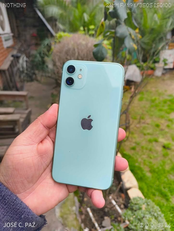 iPhone 11