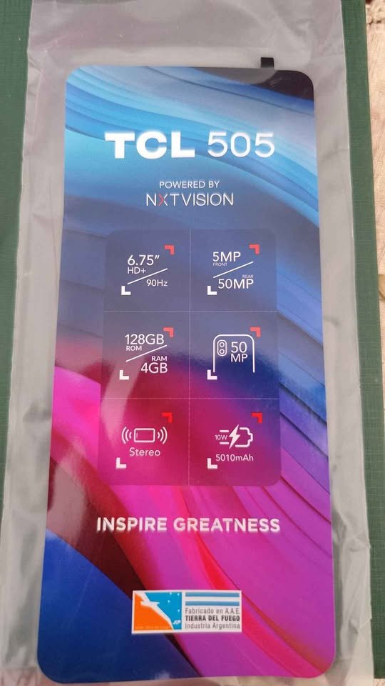 Vendo celular TCL 505