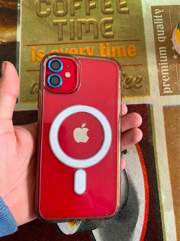 Vendo iPhone 11 red
