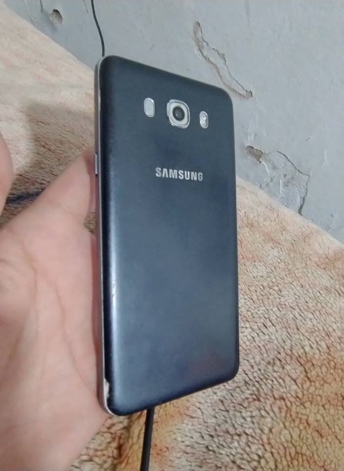 Vendo j7 libre anda todo normal