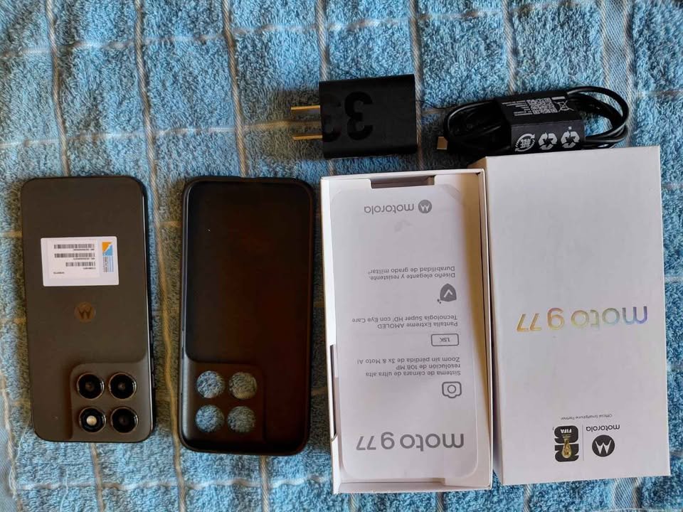 MOTO G77