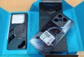 Infinix GT 20 pro completo en caja, impecable, hidrogel trasero.