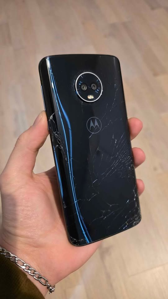 MOTO G6 PLUS LIBRE 64GB 4GB RAM ANDROID 9 ASTILLADO