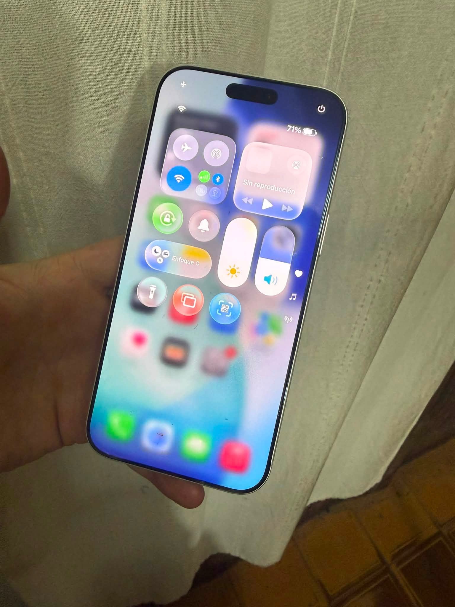 Vendo/permuto iPhone 17 pro Max 256gb batería 99%