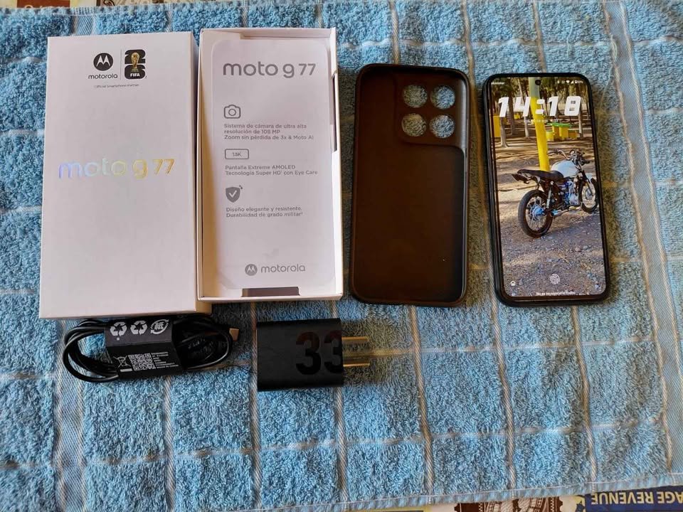 MOTO G77