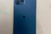 Solo vendo no permuto iPhone 12 Pro Max impecable 500$ con 76 de batería original. Y 128 g