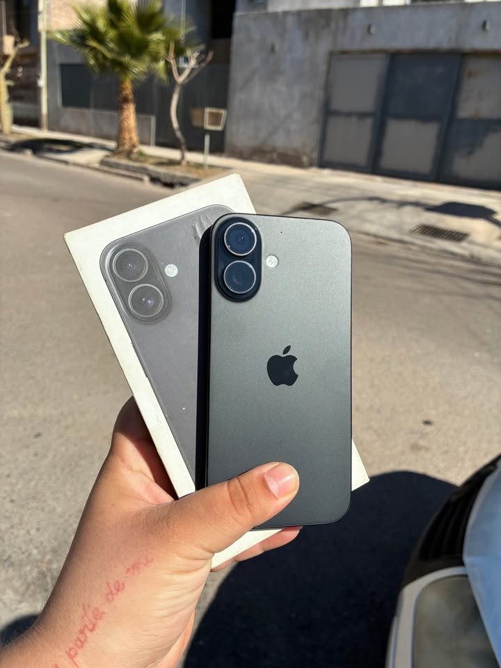 VENDO IPHONE 16