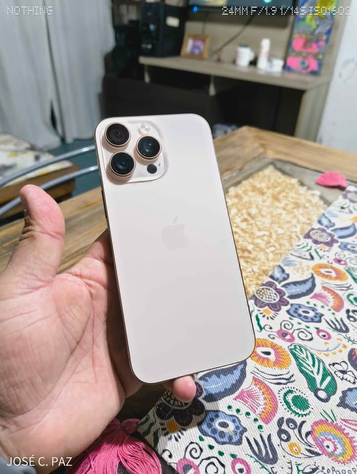 iPhone 16 Pro Max