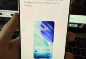 iPhone 17 Pro Max gris en impecable estado para repuesto, todo original. Tiene la cuenta
