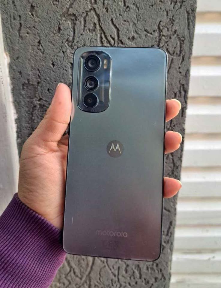 Motorola Edge 30