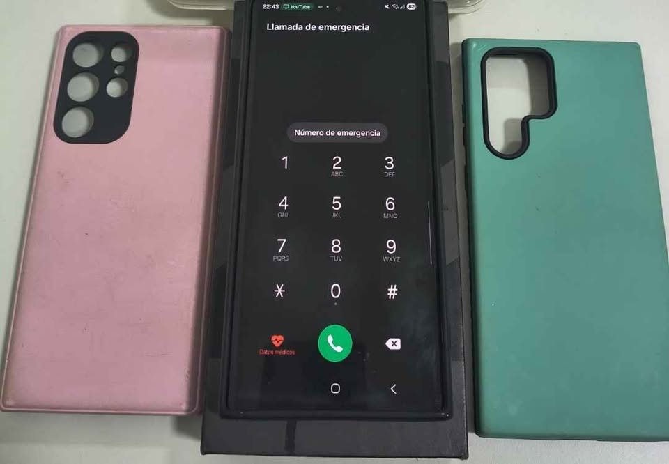 S 22 ultra Permuto por la misma gama que sea ultra tengo $300.000 arriba de este equipo detalles
