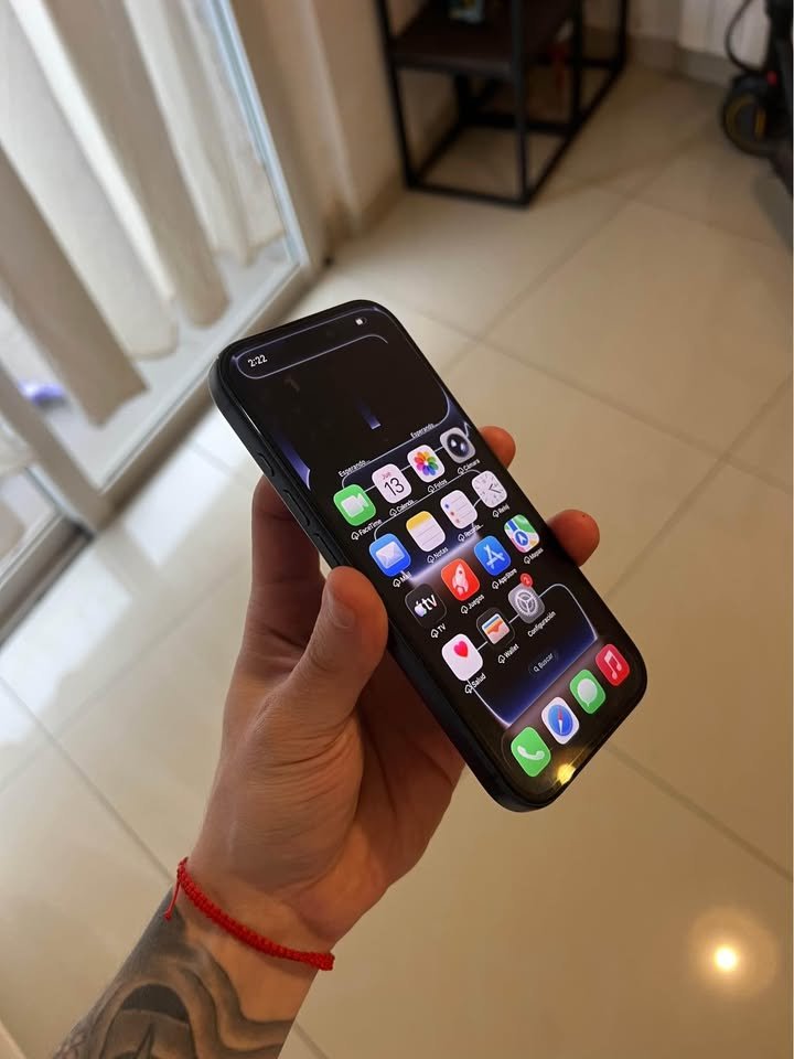 IPhone 17 PRO (256GB 97%) (recibo iphone menor) 1.800.000 con caja impecable