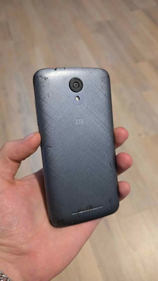 ZTE BLADE A310 LIBRE 8GB ANDROID 6 CON DETALLES