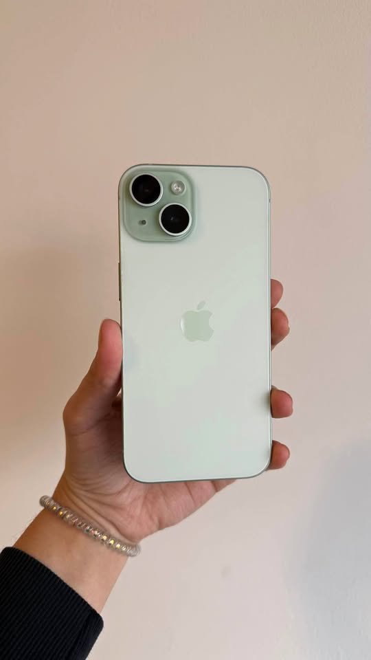 iPhone 15 de 128gb – usado con 85% de batería original
