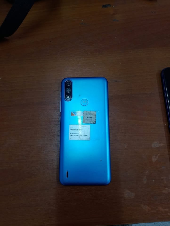 Motorola Moto e7i Power en Excelente estado en oferta ($67.400)