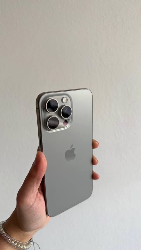 OFERTA iPhone 15 Pro Max 256gb – 87% batería original 🩶