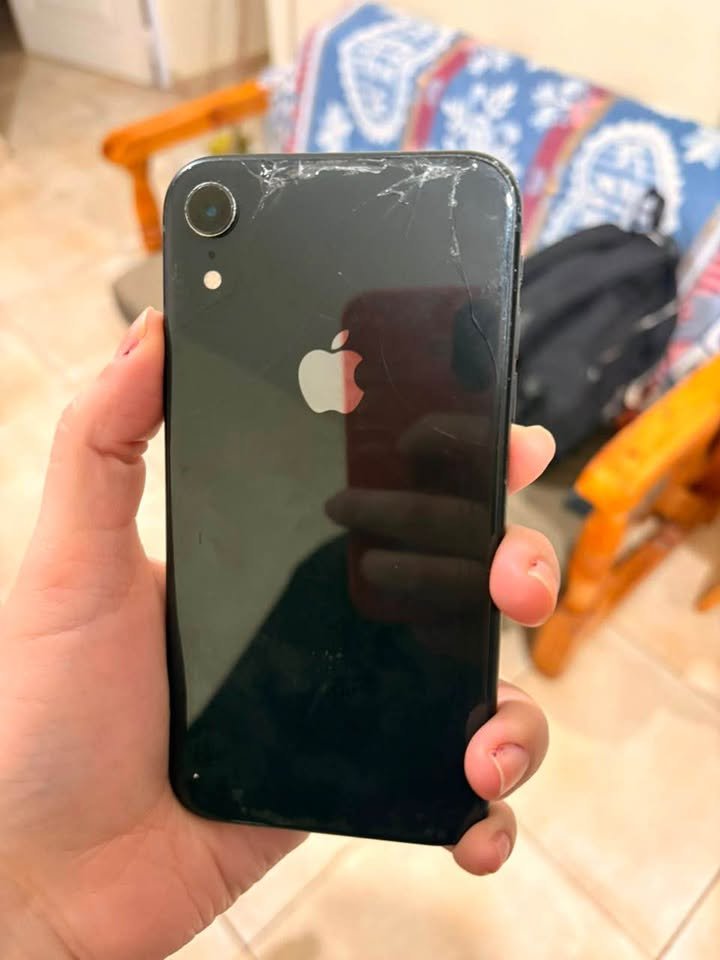 VENDO IPHONE XR