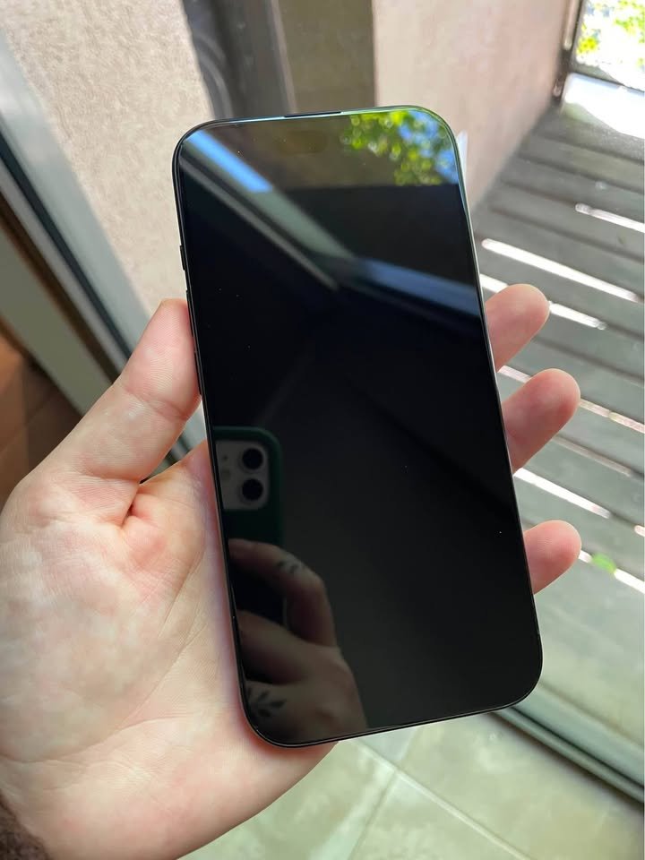 SOLO VENDO Iphone 15 Pro IMPECABLE