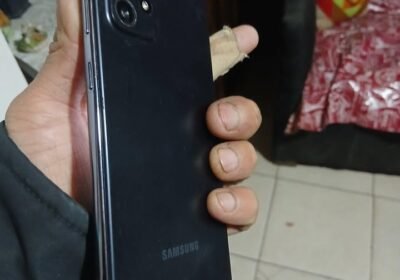 A72+libre+128+gb+6+de+ram+NFC+pido+130+mil+no+bajo+el+precio+