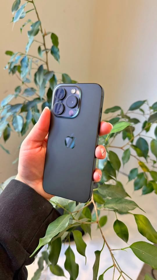 Apple iPhone 15 Pro 128GB Black Titanium | 89% Batería | Excelente Estado