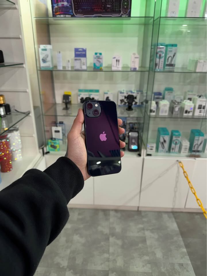 iPhone 13 Esim