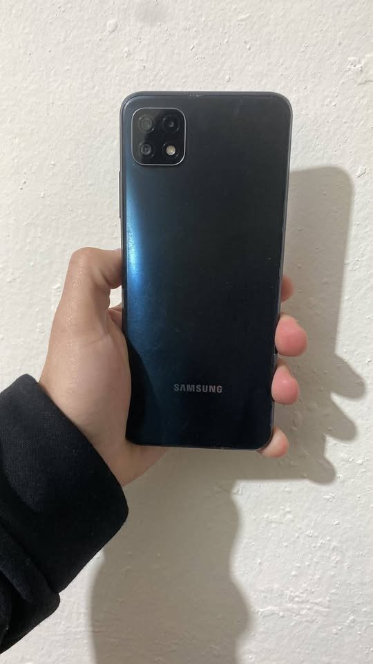 Vendo Samsung A22 5g impecable tengo la caja llevo a domicilio!!
