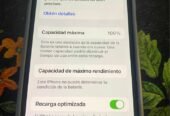 vendo iphone xs impecable con cargador portatil y funda tiene 64 gigas