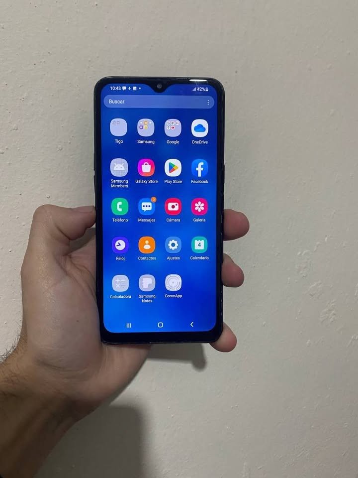 Líquido en 50mil pesos Samsung A10S liberado de fabrica llevo a domicilio aproveché