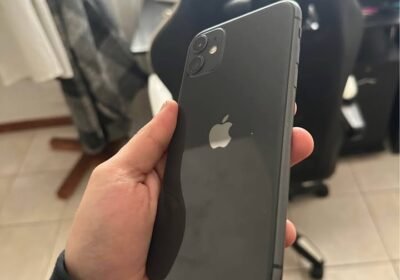 IPhone 11 con 74% y 64GB 260mil