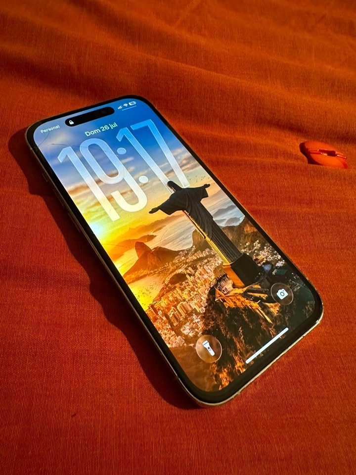 iPhone 14 PRO de 512gb batería al 100 impecable el celular está original…