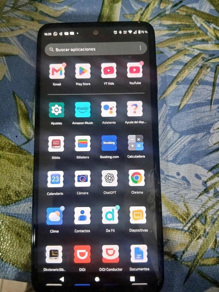 Vendo moto edge20 lite yaaa