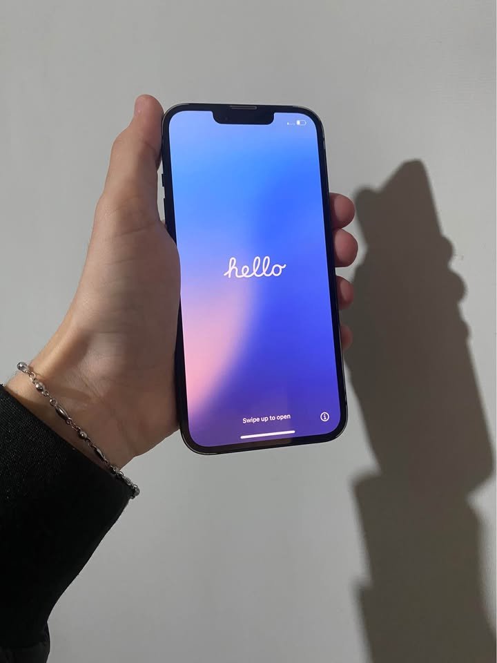 iPhone 13 128gb 77% de batería Liberado