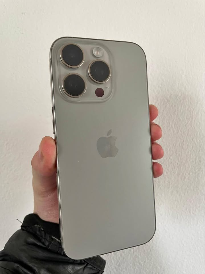 VENDO IPHONE 16 PRO EXCELENTES CONDICIONES