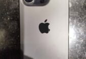 Vendo iPhone 15 pro de 256