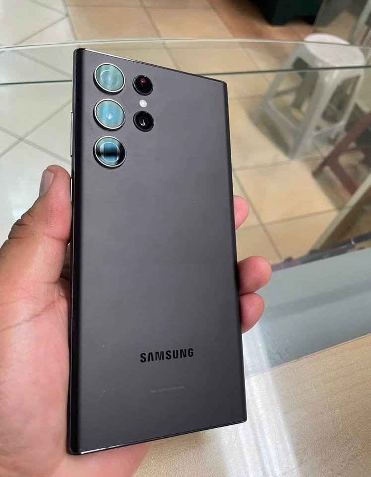 Samsung Galaxy S22 Ultra 128GB 8GB RAM – Excelente estado