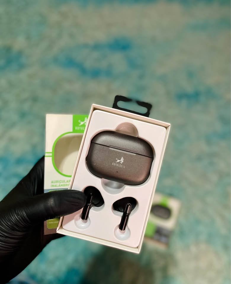 LIQUIDO auriculares RM-MAX50 ROYALCELL