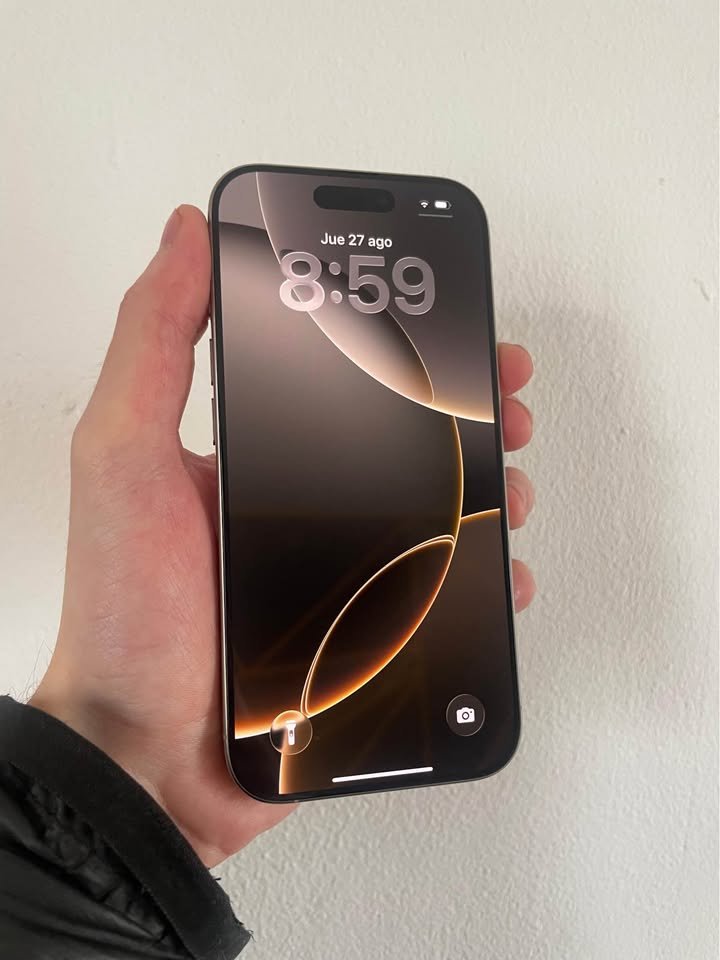 VENDO IPHONE 16 PRO EXCELENTES CONDICIONES
