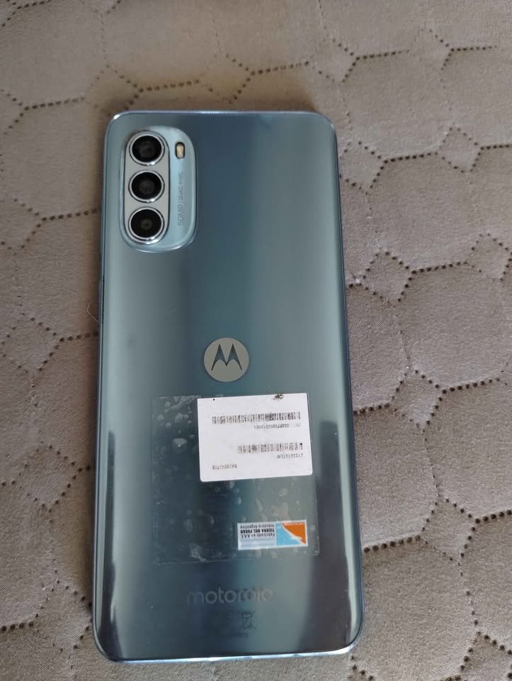Vendo Motorola g52 plus nuevo $500.000
