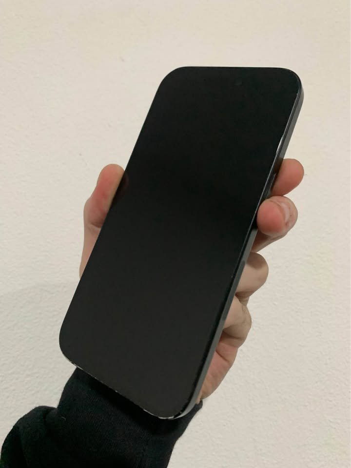 Vendo iphone 15 128gb 83%
