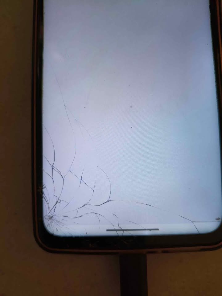 Motorola one hyper