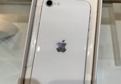 VENDO IPHONE SE 2020