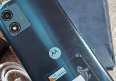Vendo celular Motorola e13