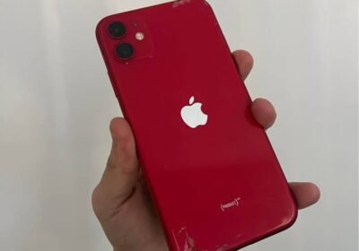 IPhone 11 (99% 64Gb) trizado atras no afecta funcionamiento 220mil